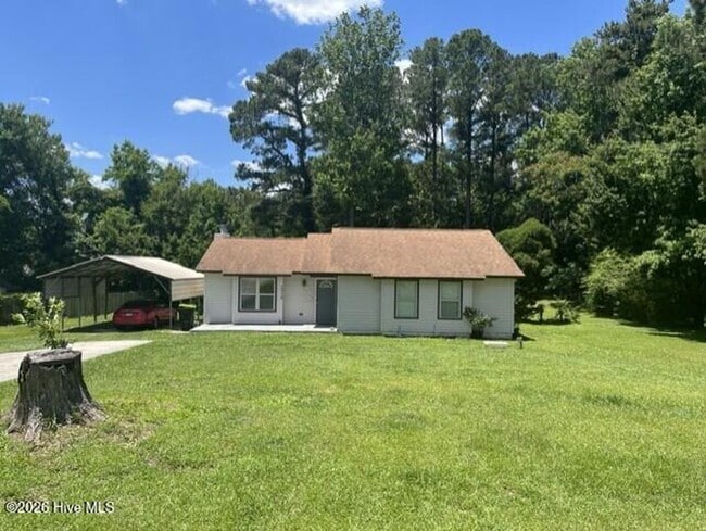 Building Photo - 1312 Wolf Swamp Rd