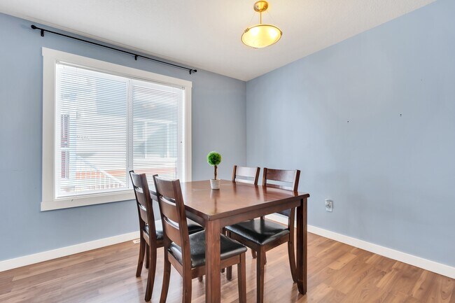 Photo - 9230 93 Ave Unit 103