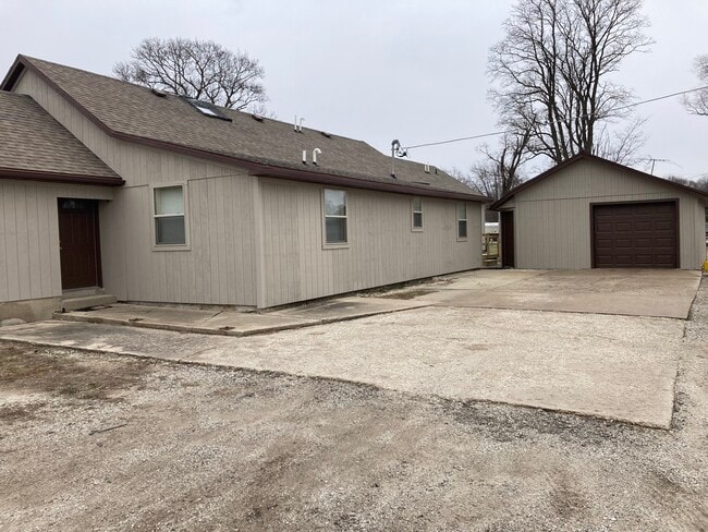 Photo - 51 E Main St Unit 4