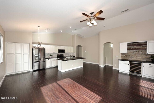 Photo - 16945 W Manchester Dr