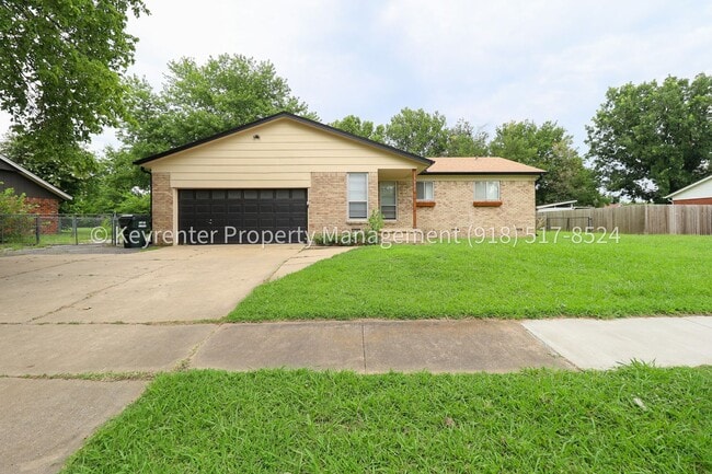 Photo - Recently Renovated 3 Bed 2 Bath in Collinsville!