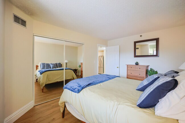 Photo - 15 North Beacon St