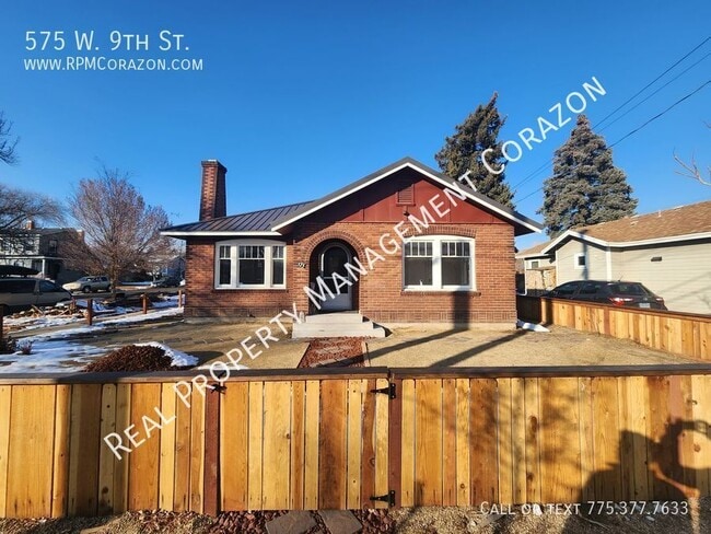 Photo - 575 W 9th St House