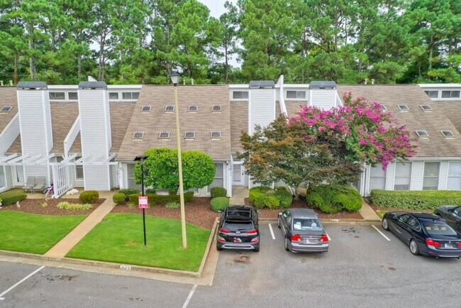 1627 Homestead Trail
