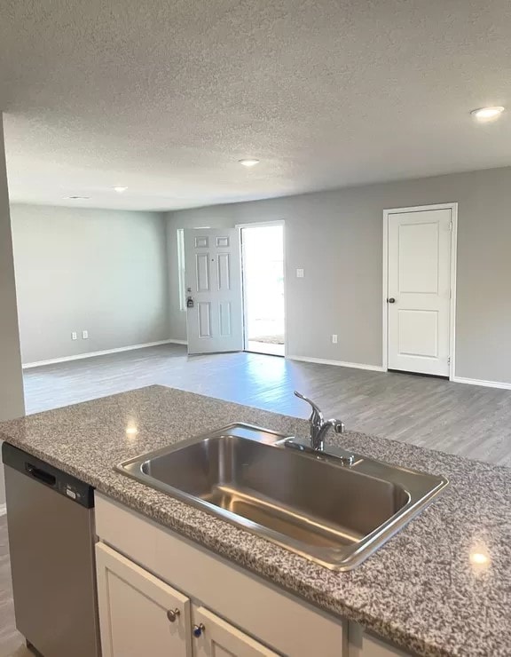 Photo - 10538 Varmus Dr