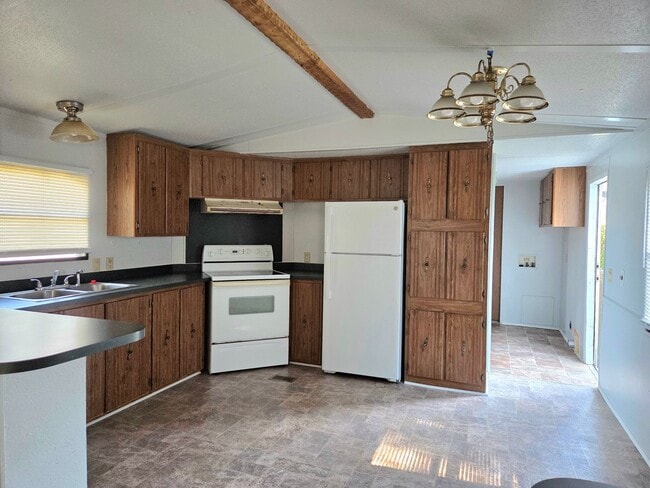 Photo - 2 bedroom in Monroe
