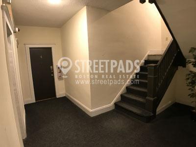 Building Photo - 2 bedroom in Boston MA 02135 Rental