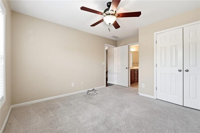 Photo - 100 Northbrooke Trace