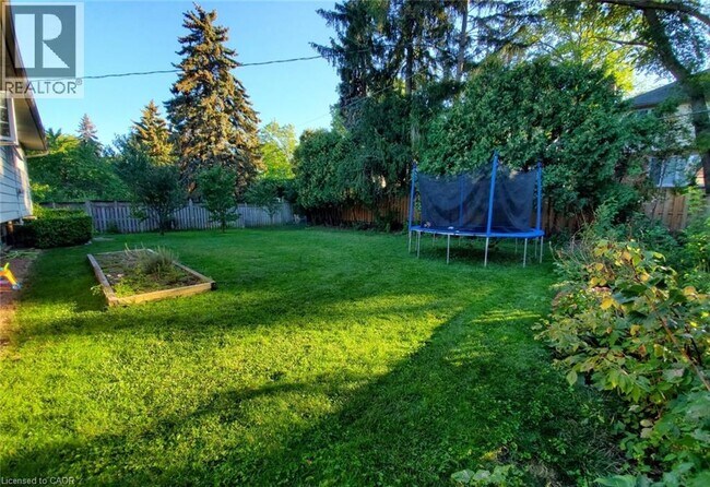 Photo - 350 Oakwood Dr