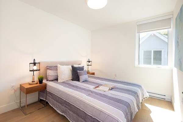 Photo - 1442 E 30th Ave