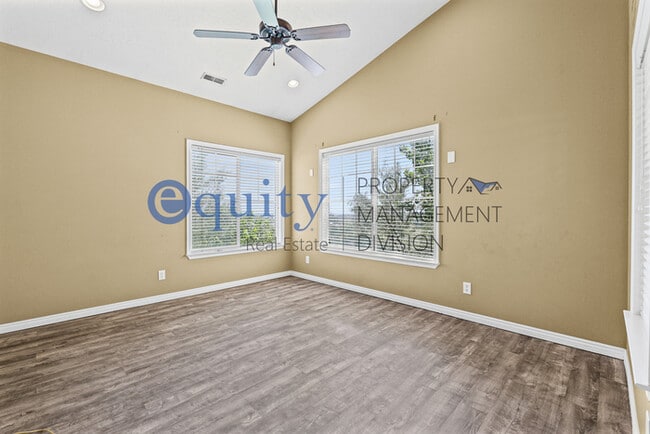 Photo - 1174 Meadow Fork Rd