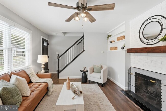 Photo - 5716 Crawford Dr