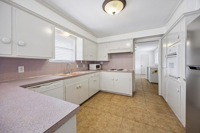 Photo - 4126 Martinshire Dr