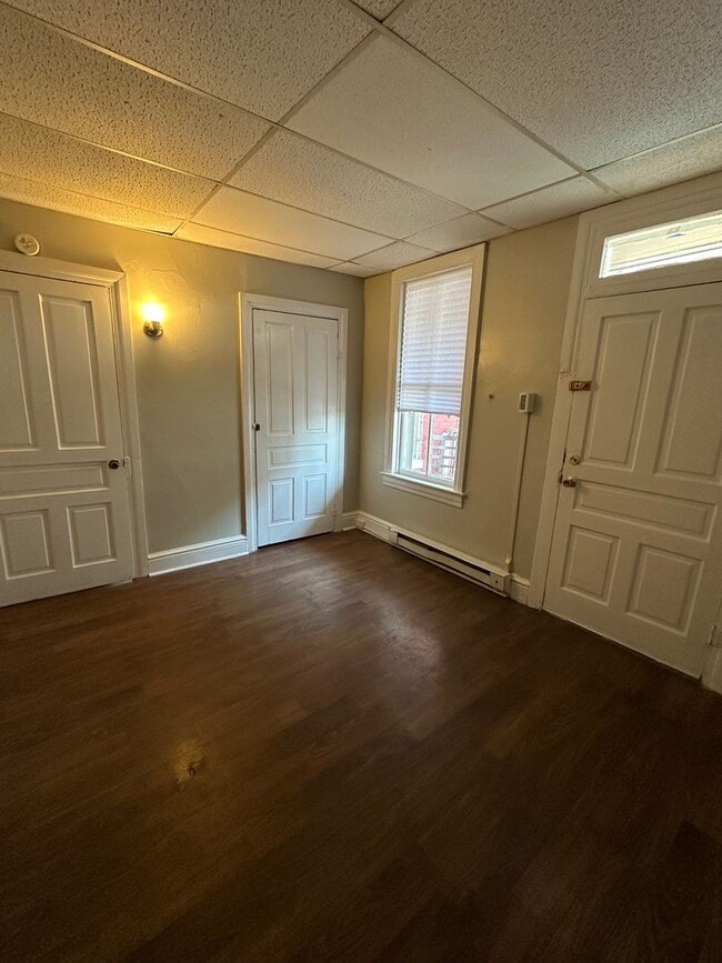 Photo - 940 W Princess St Unidad 2nd Floor