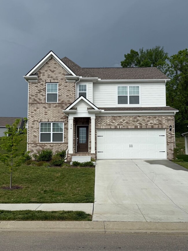 Spacious Stunning Home in Gwynne Farms - Spacious Stunning Home in Gwynne Farms