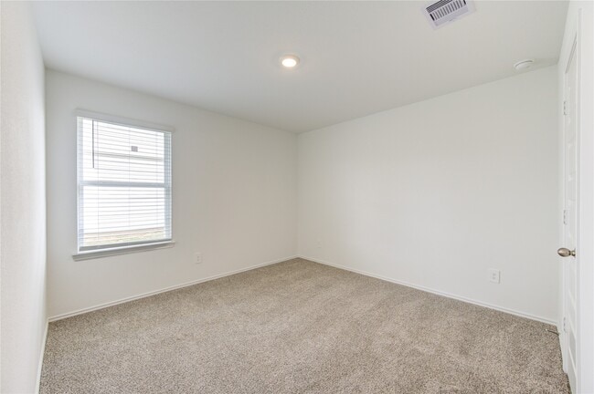 Photo - 2913 Misty Elm Ln