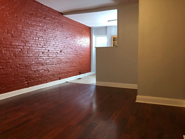 Photo - Charming 2 Bedroom/1 Bathroom Townhome in Abell, Baltimore, MD!