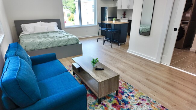 Photo - 2017 Oaklawn Ave