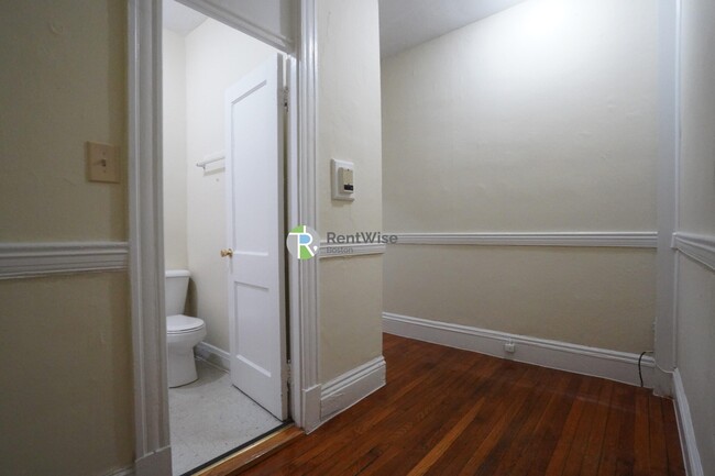 Photo - 159 Kelton St Apartment Unit 15