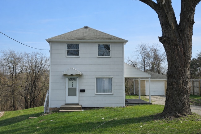 Building Photo - 3-bedroom, 1-bath home in Clairton, PA