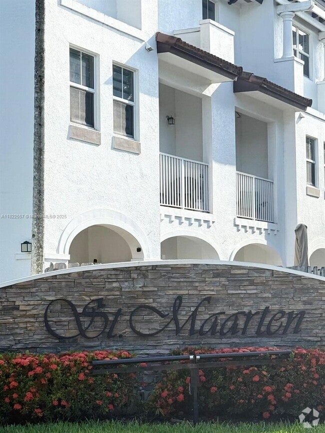 Building Photo - 8900 NW 97th Ave Unit 213 Rental