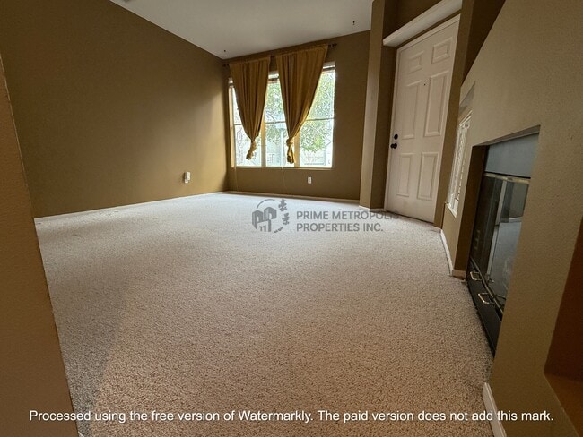 Photo - 643 Atherton Pl