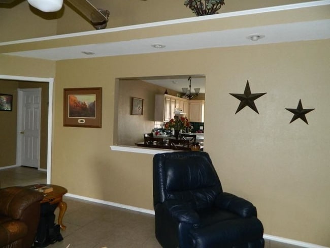 Photo - 4408 SW Parkway Dr