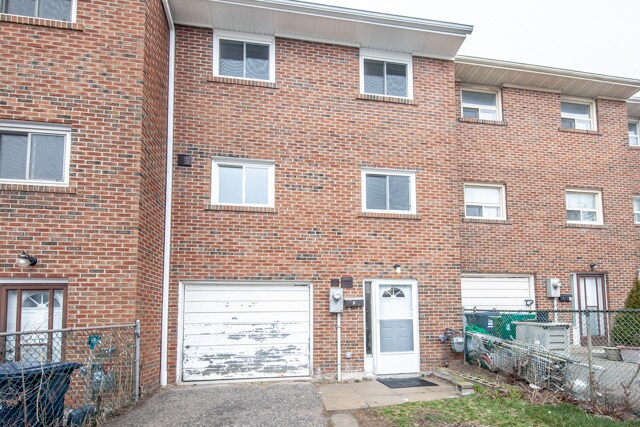 Photo - 18 Darrell Ave