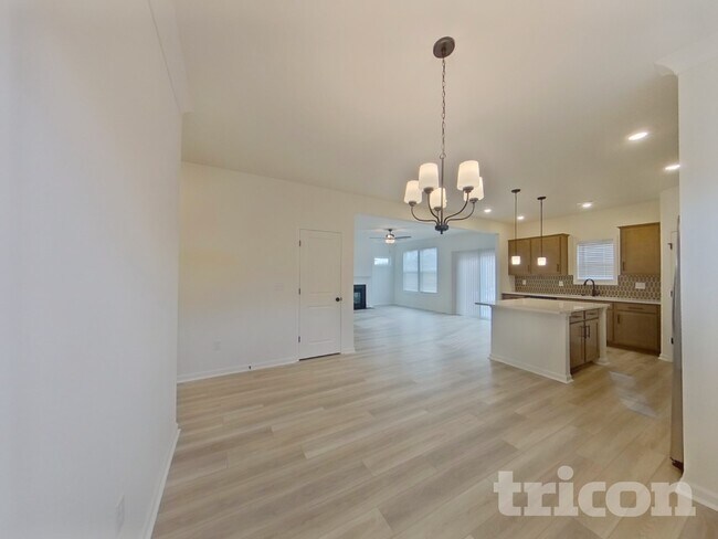 Photo - 5078 Sunnycreek Dr