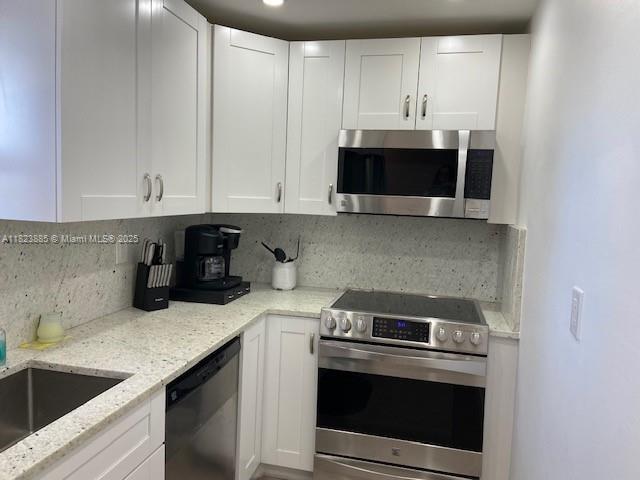 Building Photo - 3201 SE 14th St Unit 605 Rental