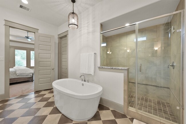 Photo - 2072 Laurie Darlin Dr