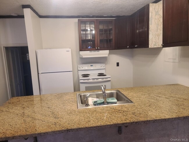 Photo - 1547 US-9 Unit 6