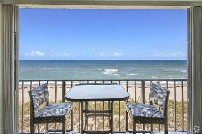 Building Photo - 10310 S Ocean Dr Unit 504 Rental