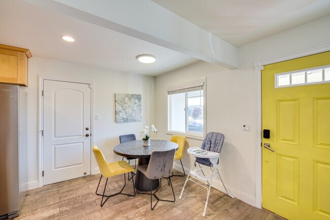 Photo - 4615 Armour Dr Unidad ID1307441P