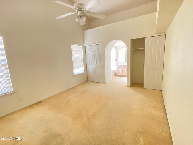 Photo - 3325 Chickasaw Dr