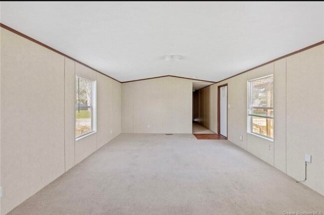 Photo - 203 E Lincoln St