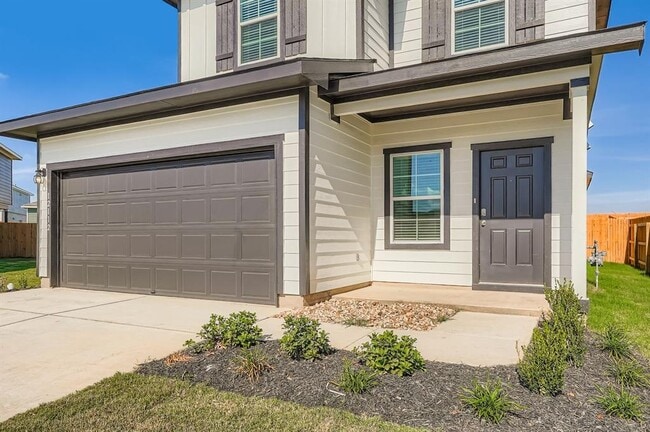 Photo - 12112 Douglas Fir Cir