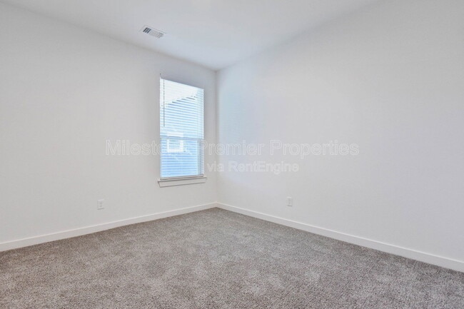 Photo - 718 W Texas St