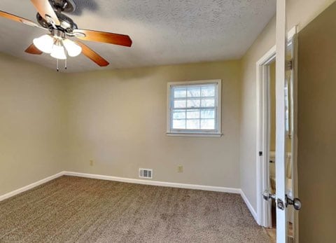 Building Photo - 2882 Lakemont Pl SW Rental