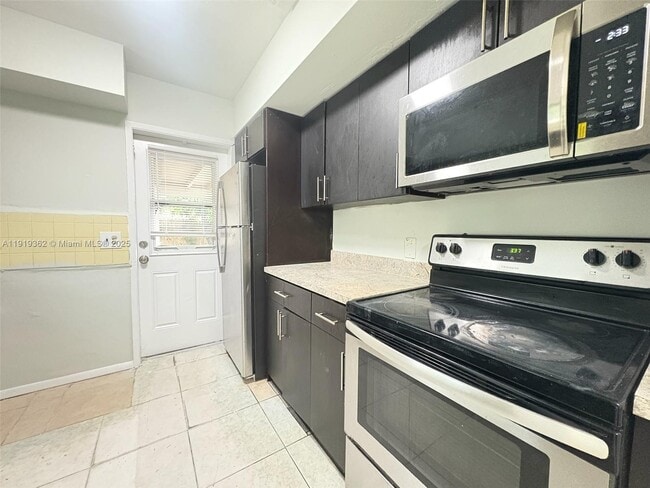 Photo - 1900 NW 12th Ave