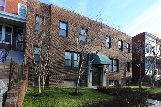 Photo - 1178 MORSE ST NE
