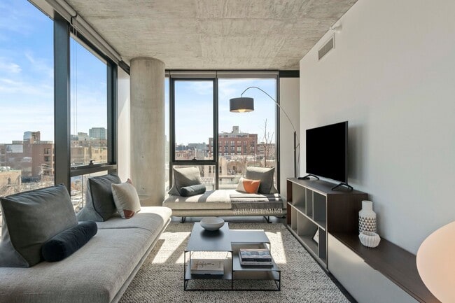Photo - 162 N Elizabeth St