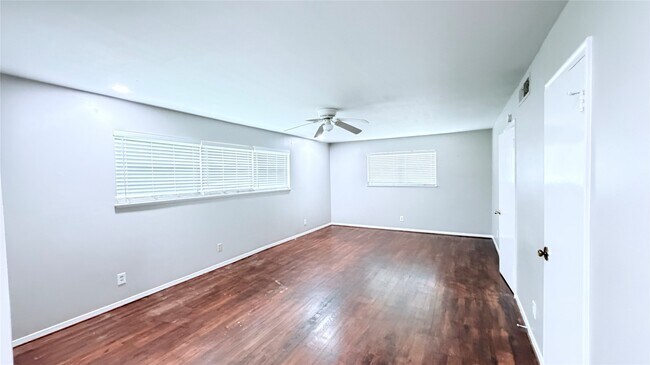 Photo - 11119 Atwell Dr