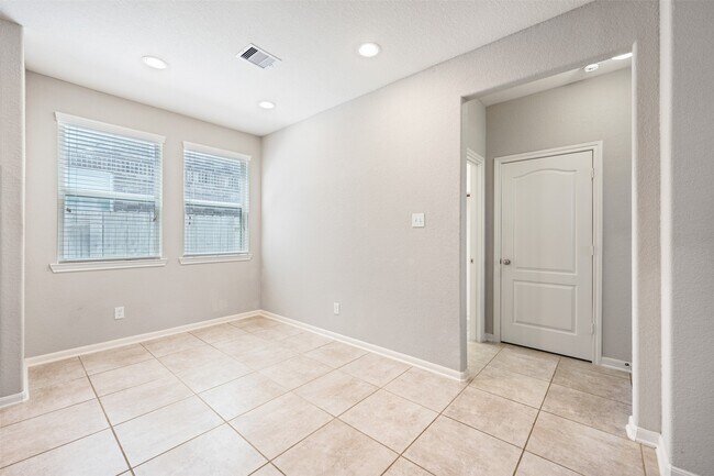 Photo - 3009 Wedgewood Bay Ct