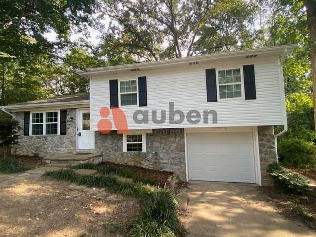 Building Photo - Nicely updated 3 bed 1.5 bath home in Hixson