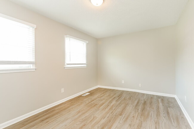 Photo - 1608 6th St NW