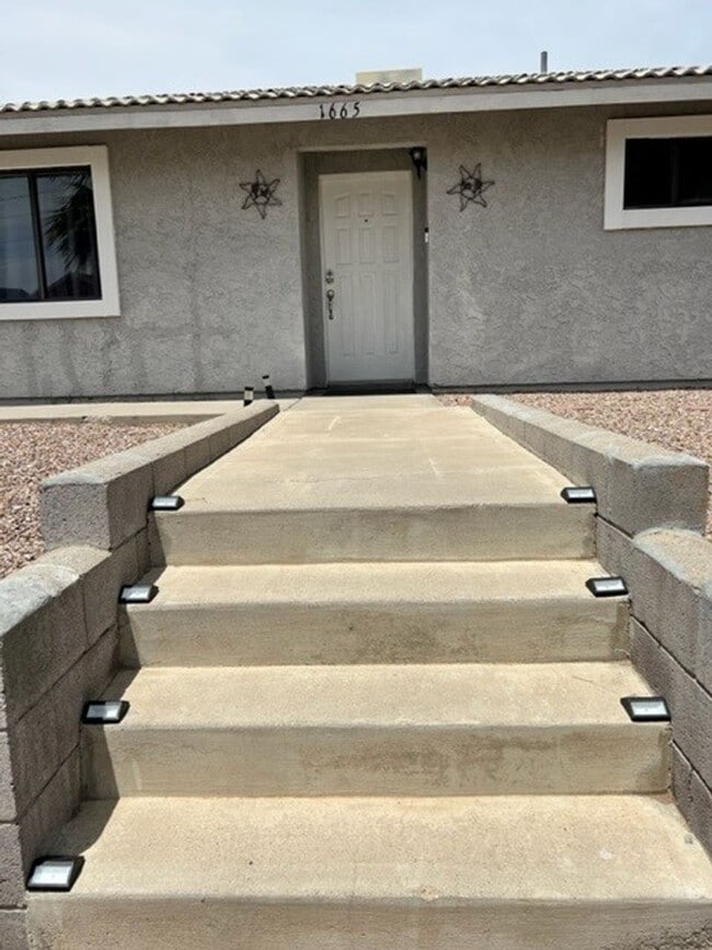 Photo - Furnished 3 BR Vacation Rental Includes utilities Near Target Center/Golf/Hwy 95