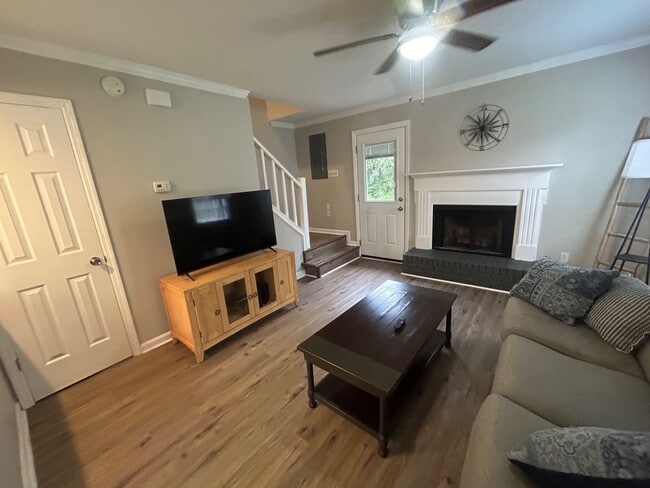 Photo - 33 Old Clayton Ct