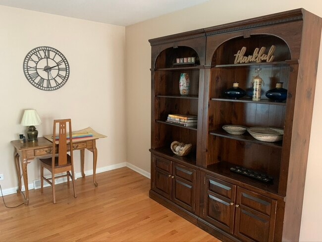 Photo - 1126 Laurel Ln