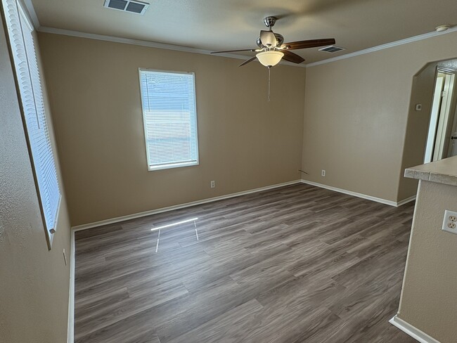 Photo - 10002 Sugarvine Ln